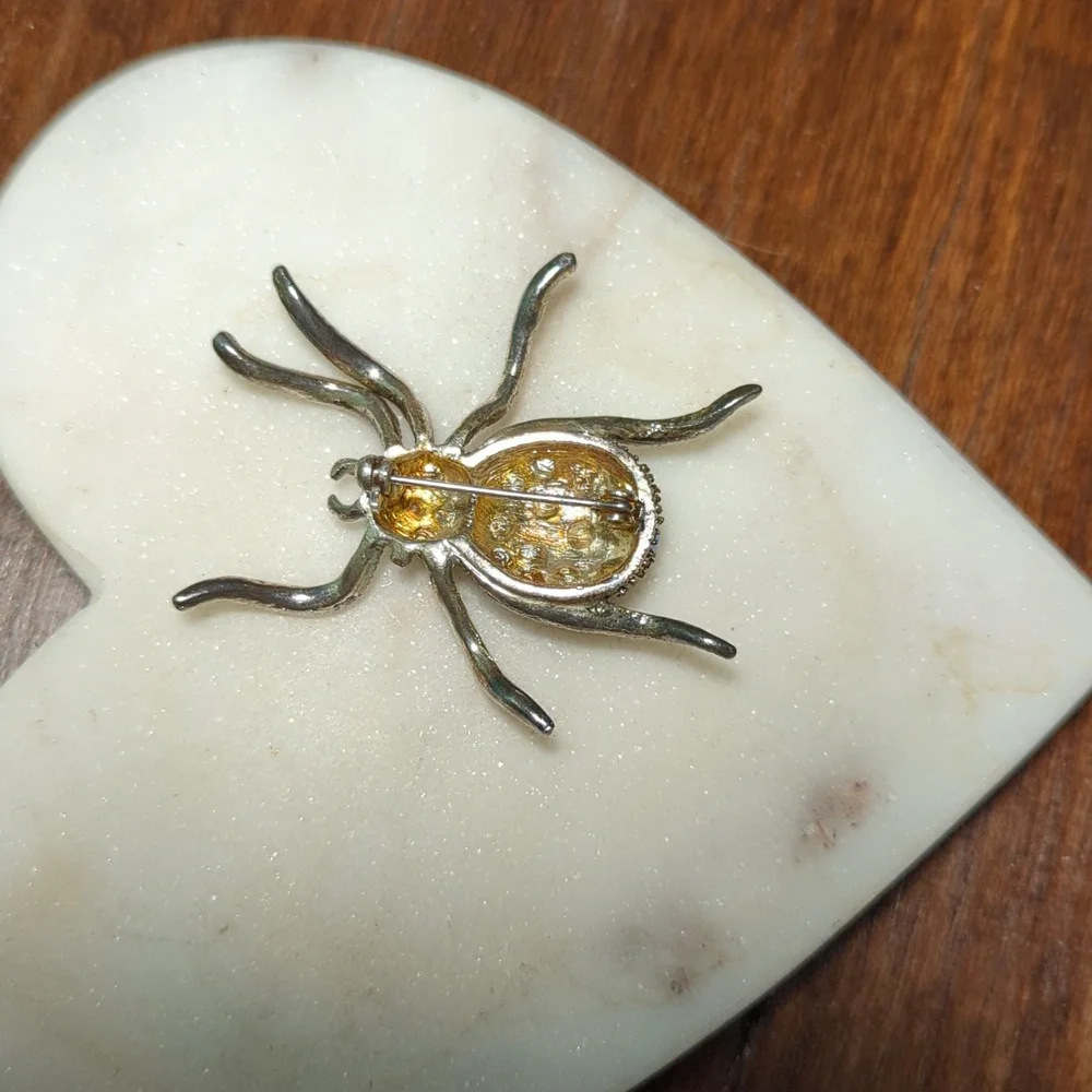 Vintage elegant spider
